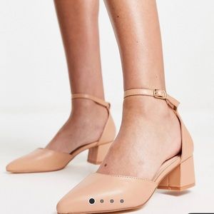 Truffle Collection Pointed Mid Block Heel